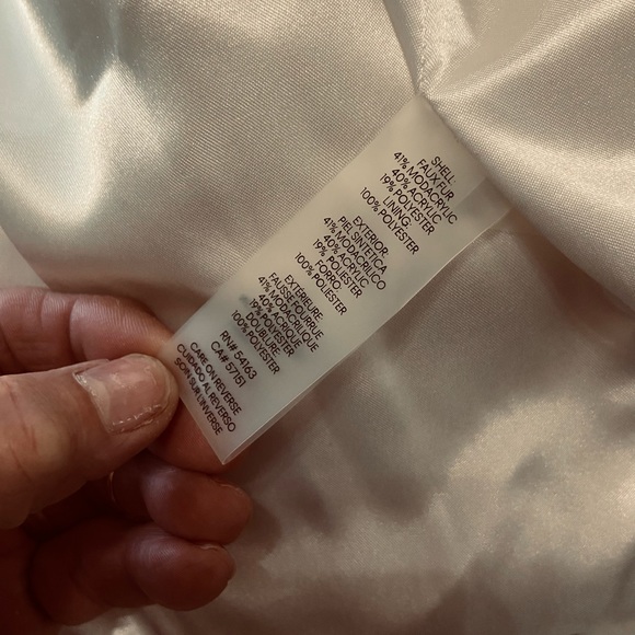 CALVIN KLEIN Faux Fur Jacket NWT Size L - Picture 10 of 11